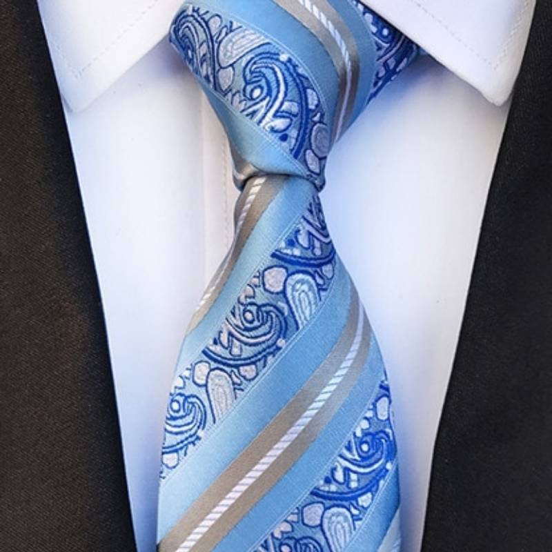 Gravata Azul Céu Com Listras Prateadas E Padrão Paisley